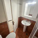 Sea Breeze By Helloapartments 아파트 *